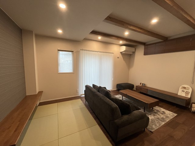 山形市あさひ町12-5（地番）の居間・リビング