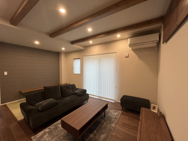 山形市あさひ町12-5（地番）の居間・リビング