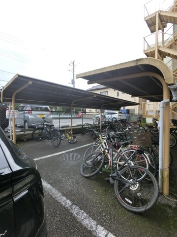 メゾンリヴィエール道場北のその他共用部分