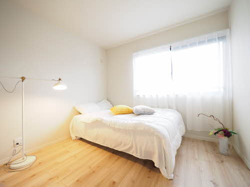 メゾン・ド・ソリアの寝室|クローゼット付の寝室です☆