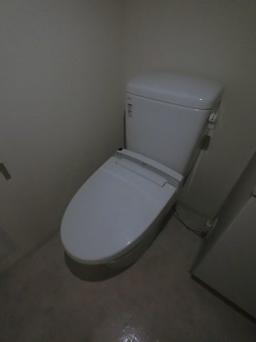 SIDE Oneのトイレ|※反転タイプ