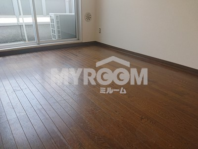 アパートメント大倉No.1の居間・リビング|洋室☆（同一仕様写真）