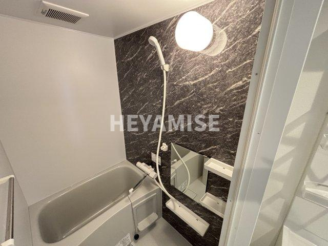 デ・クメール貝津の浴室