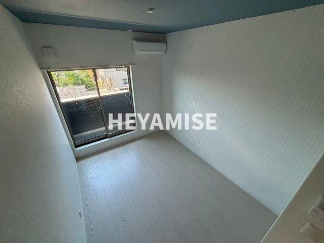 デ・クメール貝津の内装