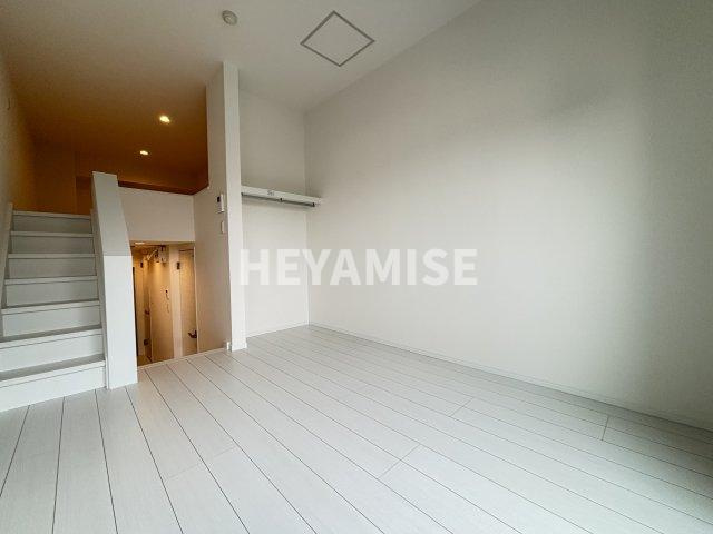 デ・クメール貝津の内装