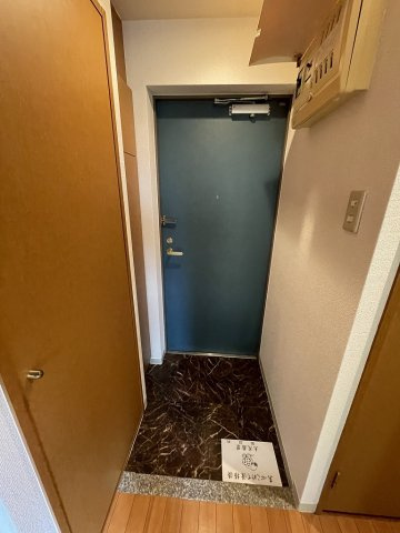 ソアブール小石川NOVAの玄関