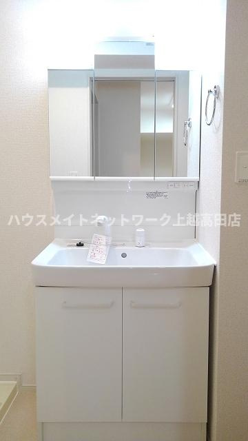 ノース　ウッズの洗面所|洗髪洗面化粧台