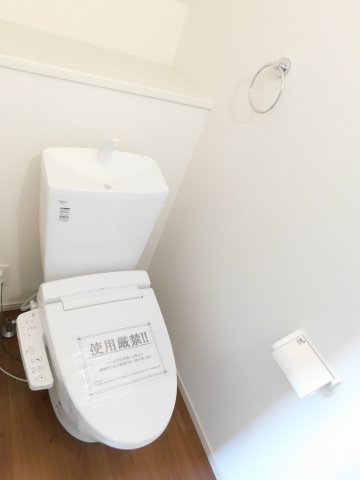 名古屋市中川区高畑４丁目の新築一戸建のトイレ|◇トイレ◇　　１・２階シャワートイレ　節水タイプ