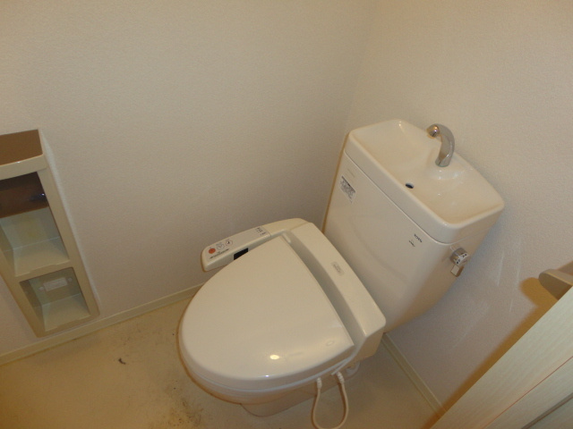 シャーメゾン秋山Ｂのトイレ