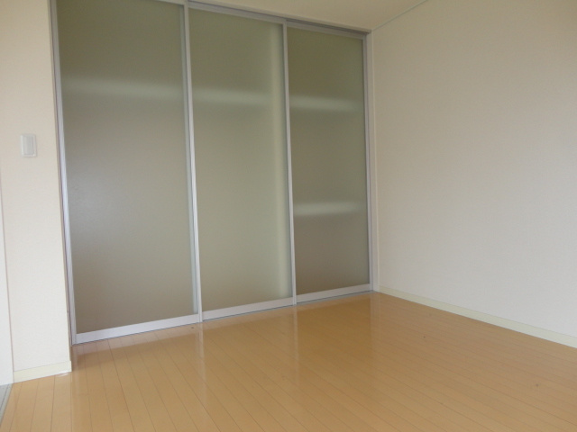 シャーメゾン秋山Ｂの寝室