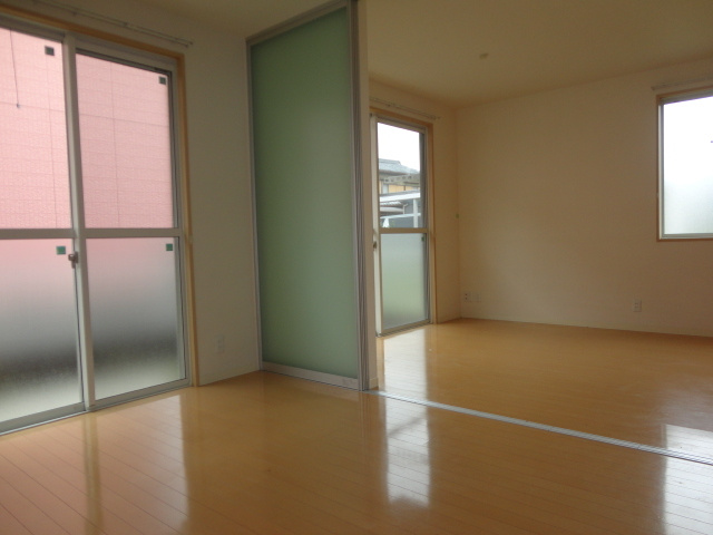 シャーメゾン秋山Ｂの居間・リビング