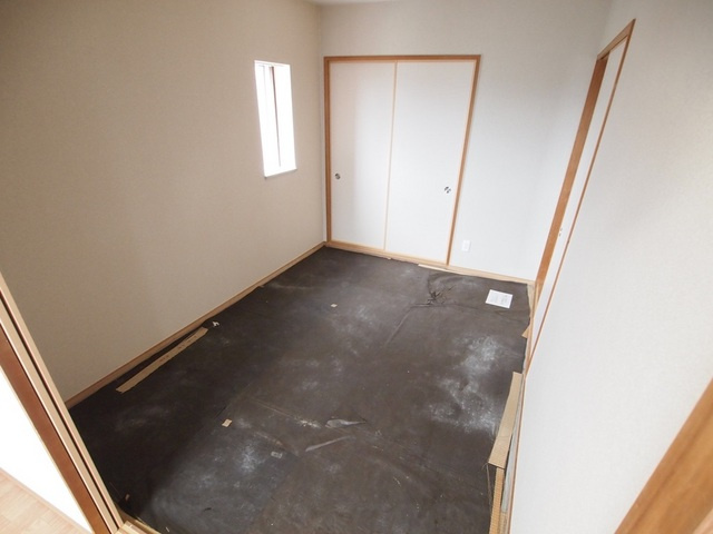 ラフォーレ三郷弐番館の内装|畳準備中です