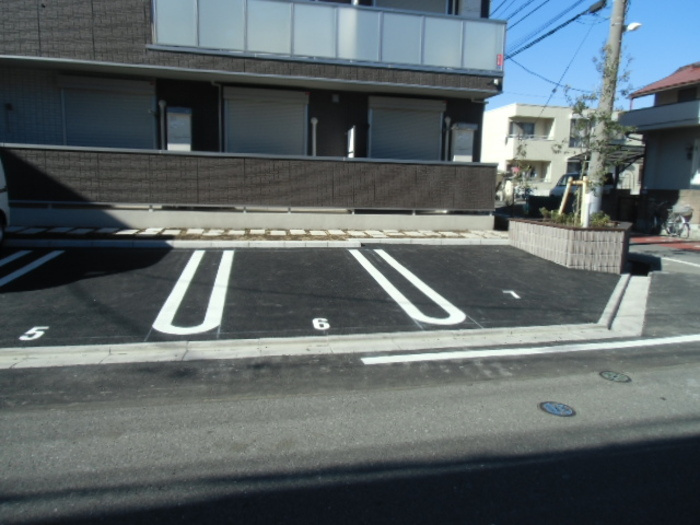 リースフォートの駐車場|駐車場