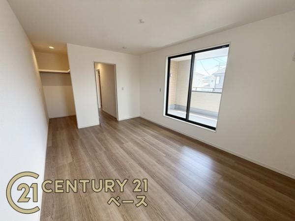 リーブルガーデン菅原町 ４号棟 ／新築一戸建の内観：施工例|■ＴＶモニター付きインターホンで防犯対策もバッチリ！来客も一目でわかり安心です！■
