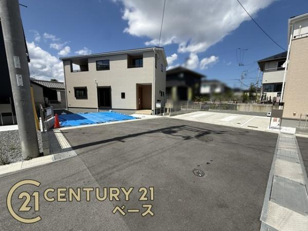 リーブルガーデン菅原町 ４号棟 ／新築一戸建の前面道路含む現地写真|■現地撮影写真■前面道路は約6ｍ以上と広々開放的・雰囲気の良い閑静な住宅地です！