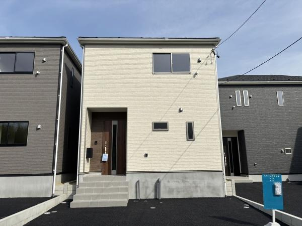 豊田市西中山町第10　全3棟・2号棟
