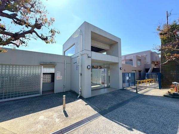 コスモ井土ヶ谷グランヒルズ九号棟のその他