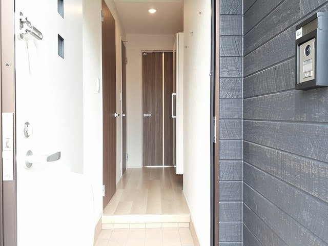 ヒカルサ高岡角ウエストの玄関|毎日通る玄関はこちらです