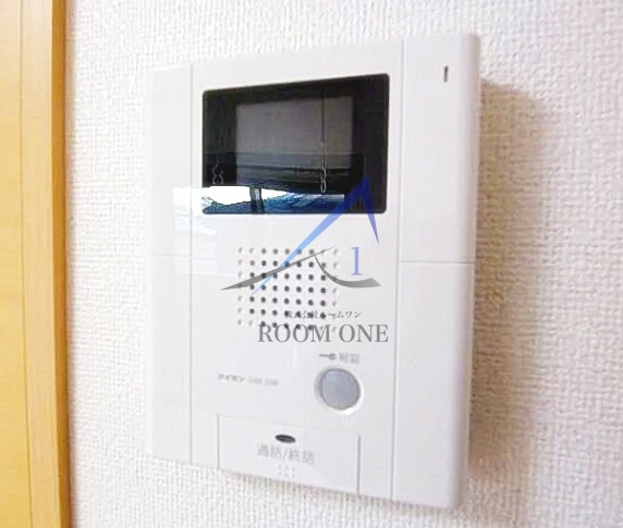 ｆｅｅｔｈ日暮里のセキュリティ|モニター付きインターホンです。