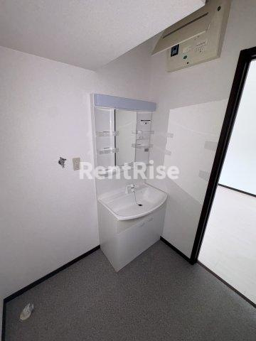 メゾン・アロハの駐車場