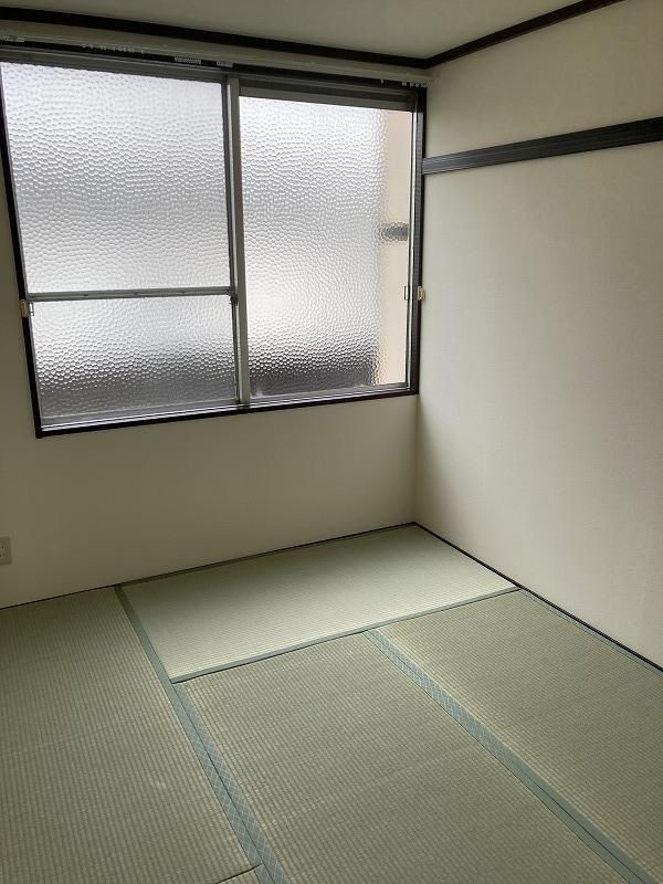 矢頭ハイツB棟の和室