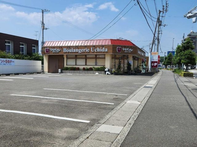 レオパレスゴールド枝松の周辺