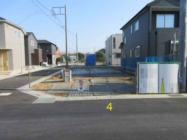 【仲介手数料無料】新築戸建　東松山市和泉町6付近の前面道路含む現地写真