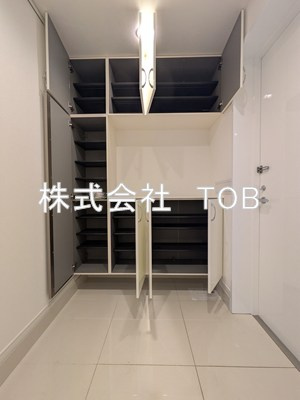 【玄関】 | テラス成城West | シューズボックス