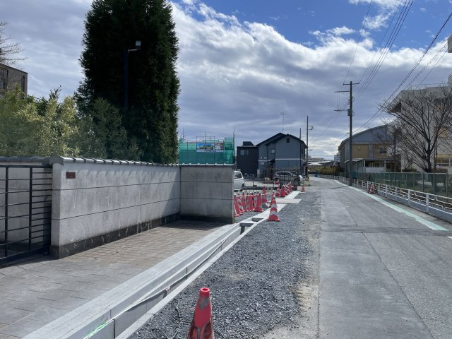 【前面道路含む現地写真】 | 熊谷市末広3丁目　中古戸建