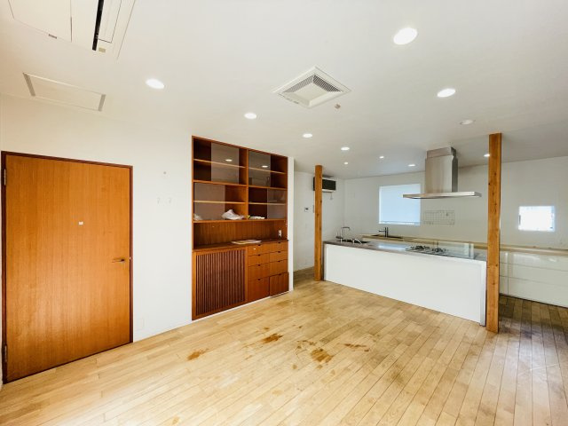 【居間・リビング】 | 熊谷市末広3丁目　中古戸建