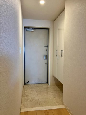 【玄関】 | グランシエロ朝霞台シエナの丘 | ゆったりとした玄関です