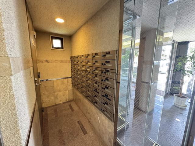 エクレール西所沢のその他共用部分|郵便受け