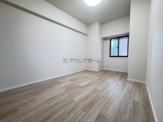 エクレール西所沢の寝室|洋室7帖