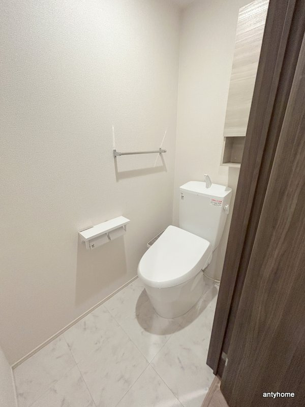 スペチアーレ太子橋　仲介手数料無料のトイレ