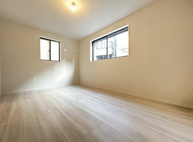 【洋室】 | 新座市東3丁目　新築一戸建住宅　全1棟　(志木本店) | 1階洋室／7.8帖