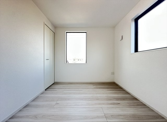 【洋室】 | 新座市東3丁目　新築一戸建住宅　全1棟　(志木本店) | 3階洋室／5.5帖