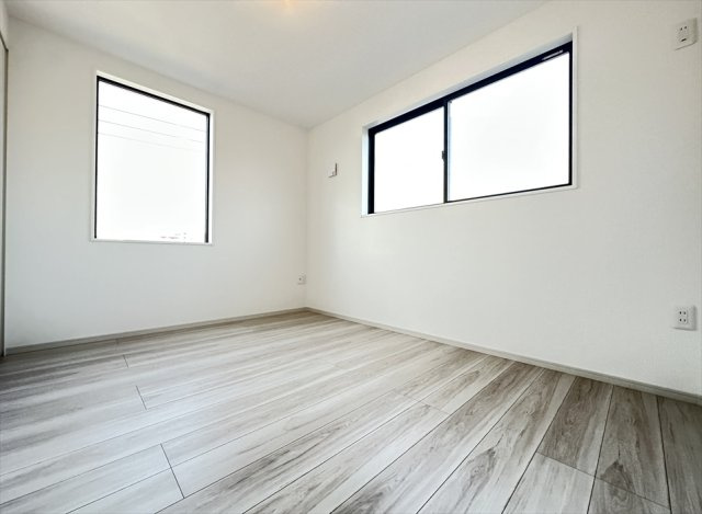 【洋室】 | 新座市東3丁目　新築一戸建住宅　全1棟　(志木本店) | 3階洋室／5.5帖