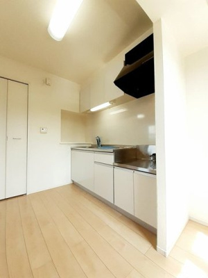 【キッチン】 | シエロ | キッチンでお料理をお楽しみください