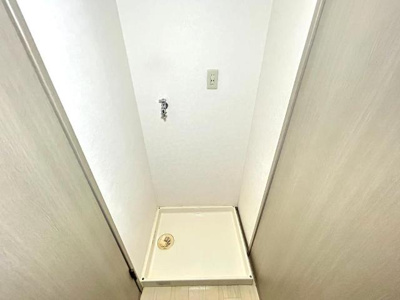 【その他】 | メゾンリヴィエールＦＵＪＩ | 洗濯機置場