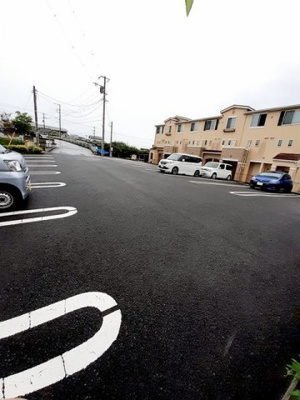【駐車場】 | ルミエールⅡ | カースペースがあります