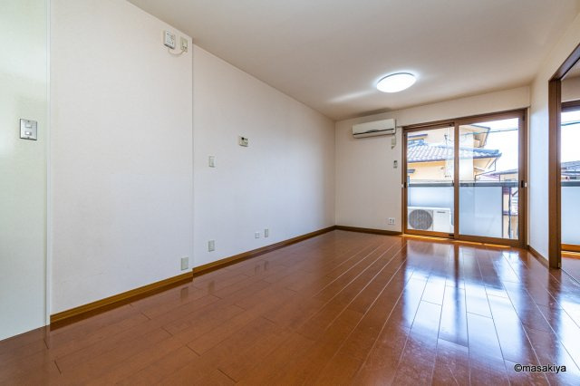 ウィルモア小柴見の居間・リビング|リビング