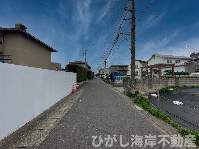 鎌倉市由比ガ浜４丁目　売地の前面道路含む現地写真|現地外観