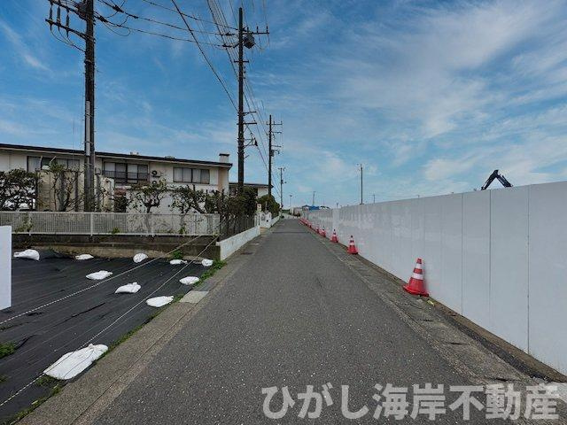 鎌倉市由比ガ浜４丁目　売地の前面道路含む現地写真|現地外観