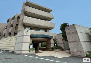 鎌倉七里ガ浜パーク・ホームズの外観