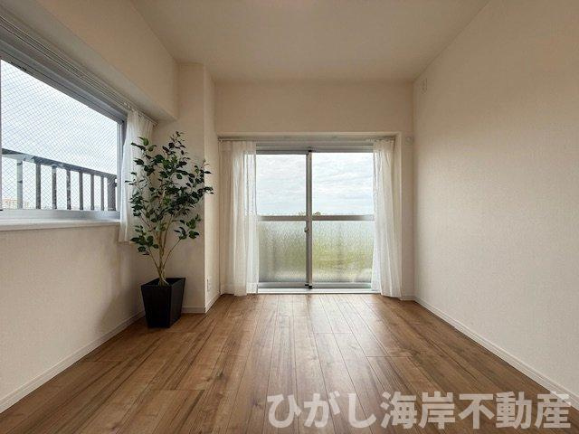 エンゼルハイム藤沢羽鳥の洋室|新規リフォーム完了！　6帖　洋室