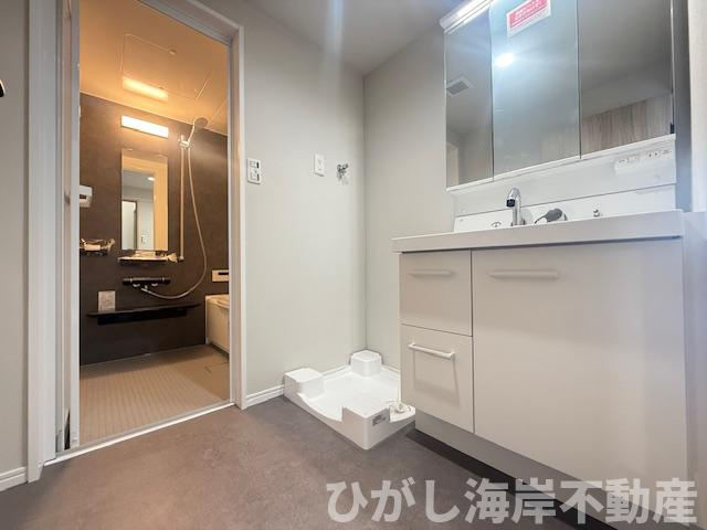 コスモ茅ヶ崎プレシオの脱衣所|新規リフォーム完了！　脱衣スペース