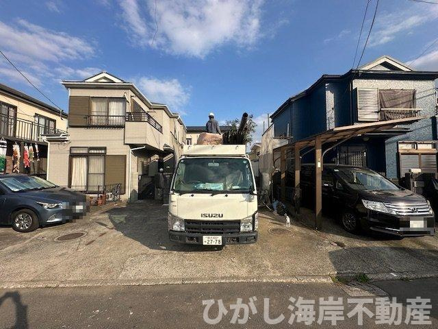 藤沢市片瀬4丁目　売地の外観|3月27日撮影　解体工事中　現地外観