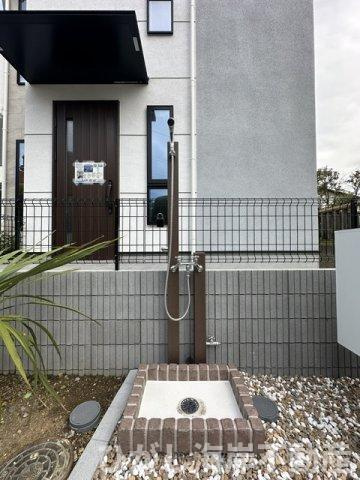 鎌倉市七里ガ浜２丁目　新築戸建の庭|外用シャワー