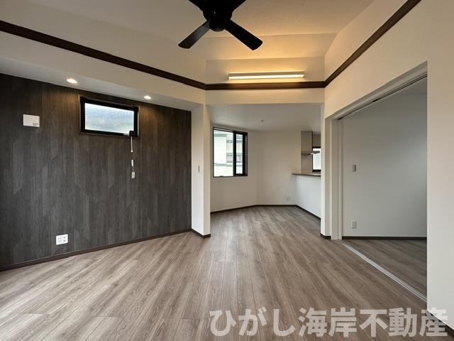 鎌倉市七里ガ浜２丁目　新築戸建の居間・リビング|17.2帖　LDK
