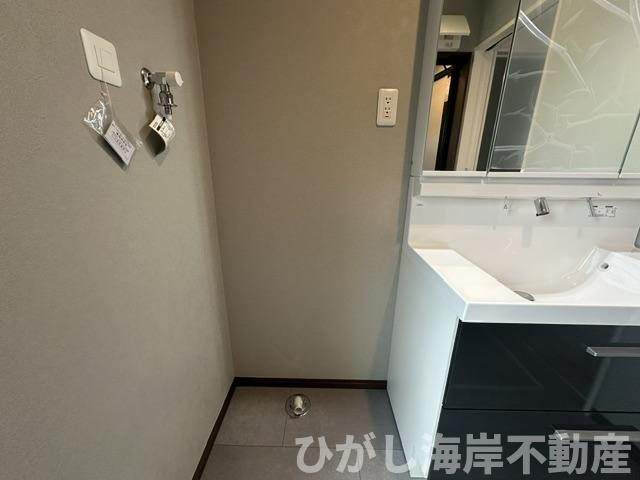 鎌倉市七里ガ浜２丁目　新築戸建のランドリースペース|洗濯機置場